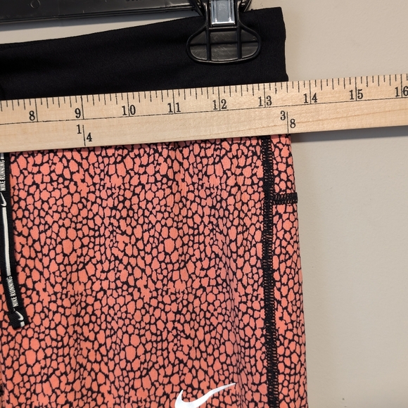 Nike Capri Leggings Dri Fit Womens Pink Printed Relay Size Small NWOT Fast Ship - Picture 8 of 16